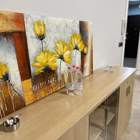 Olive Downtown Apartment Tirana